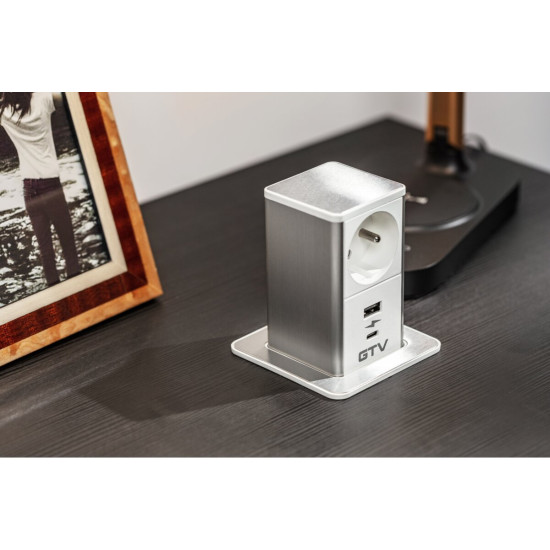 Tower IZVLEČNA  VGRADNA VTIČNICA , 1x FRANCOSKA VTIČNICA , 1xUSB A, 1xUSB C, 1.5m KABEL, BELA  , INOX cap
