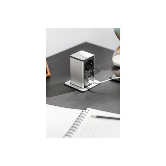 VGRADNA VTIČNICA  TOWER, 1xSHUKO, USB A+C, KABEL 1.5 m, BELA