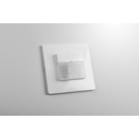SENZOR GIBANJA CR-20, max. 500 W, KOT ZAZNAVANJA 120°, RAZDALJA 10 m ± 1-1.8 m, IP20, BELA