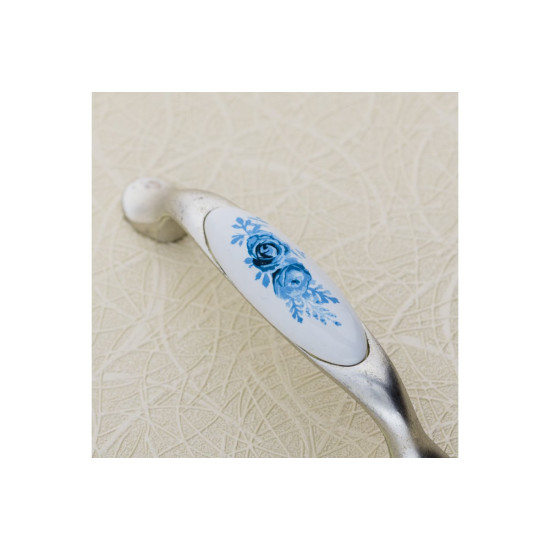 Porculanska ručkica 0728 A - plava ruža, srebro