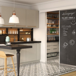 QUANTUM set: 2 kotača , 2 usporivača, 2 vodilice, kompleta vijaka