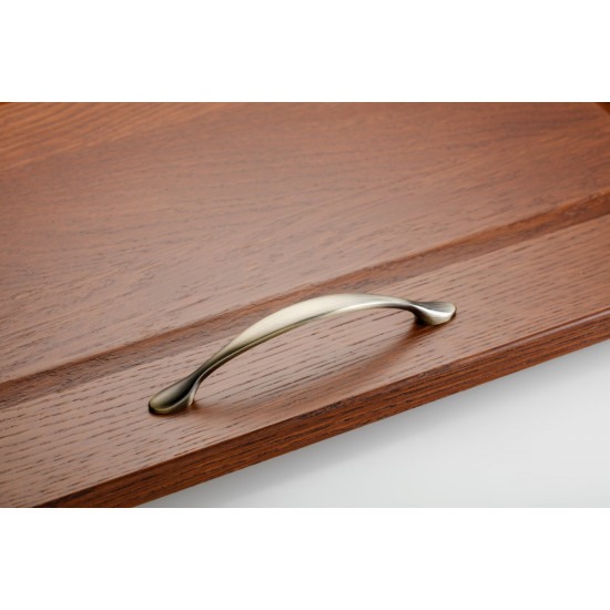 Ročaj za prijemanje CAMAIO C = 96mm šampanjec