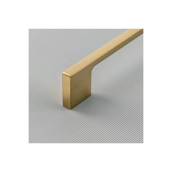 Ručkica za namještaj 819 C - 160 mm mesing